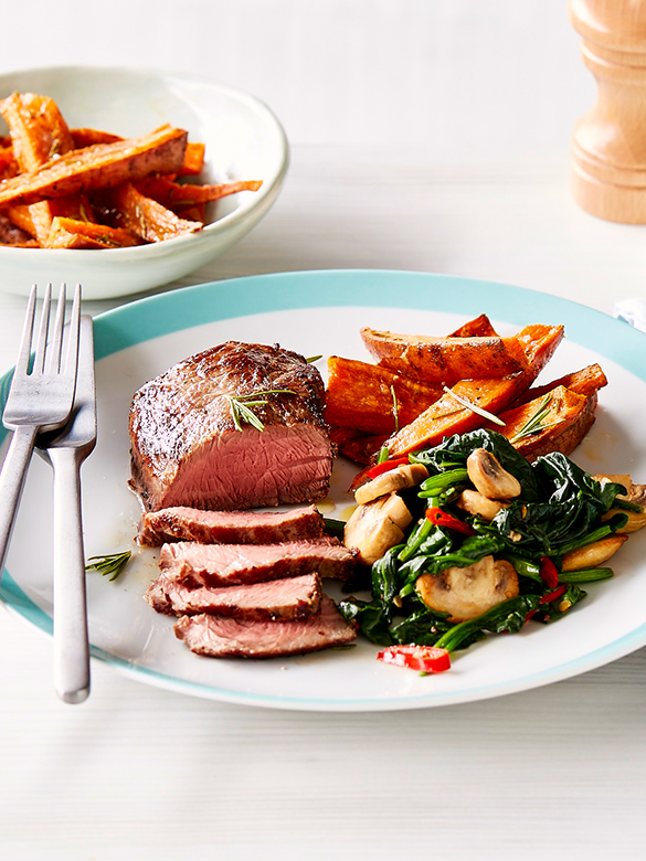 Pepper veal medallions, sweet potato & spinach